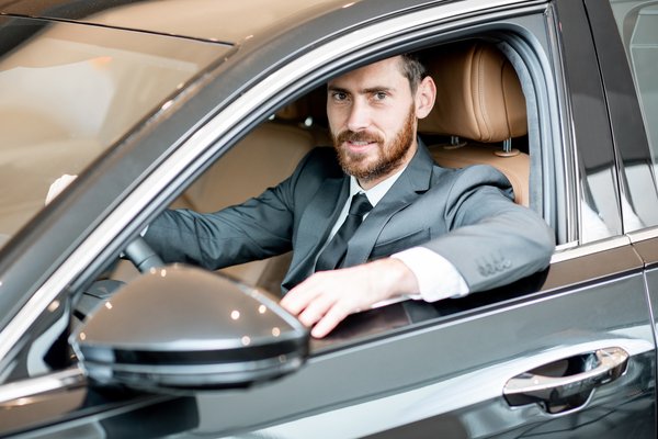 Vtc marseille : votre transport de luxe à toute heure